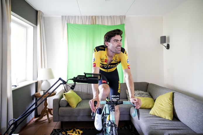 Tom Dumoulin tijdens de virtuele Amstel Gold Race.