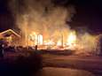 Chalet brandt uit in Ermelo: politie evacueert buren