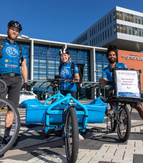 Ding dong! Patiënten van Utrechts ziekenhuis krijgen medicijnen voortaan van fietsbezorgers