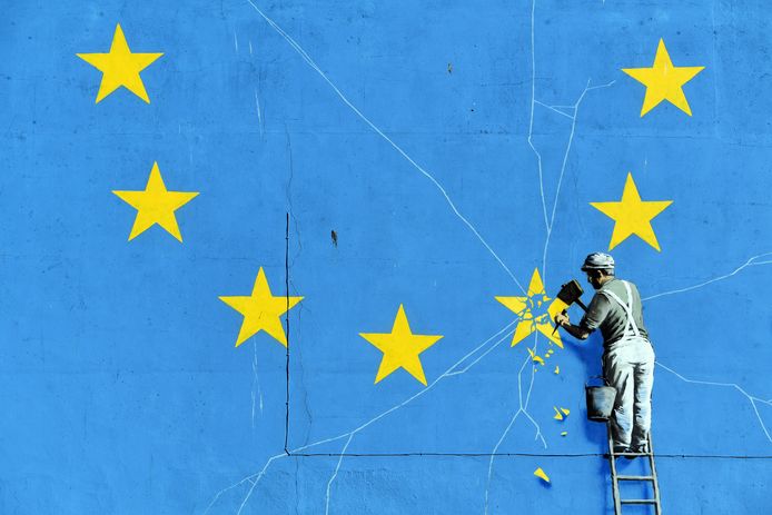 Een muurschildering van Banksy over de nakende brexit.