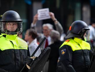 Tien mensen, onder wie drie tieners, aangehouden bij Pegida-demonstratie