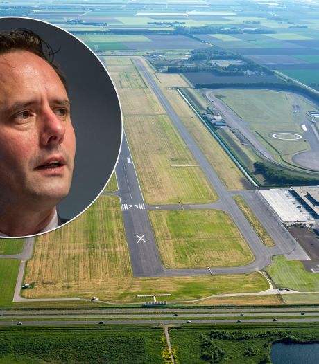 Kritiek op Harderwijks ‘enthousiasme’ voor Lelystad Airport: ‘Stop met juichen en sla andere toon aan’