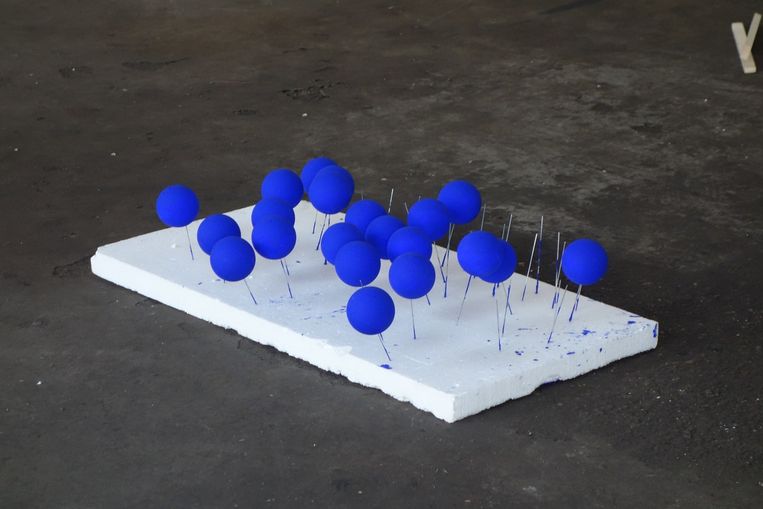 Tienduizenden ballen doemen binnenkort op in Museum Marres. Beeld .