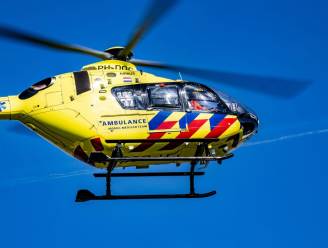Drie gewonden bij woningbrand in Rotterdam, traumahelikopter gealarmeerd