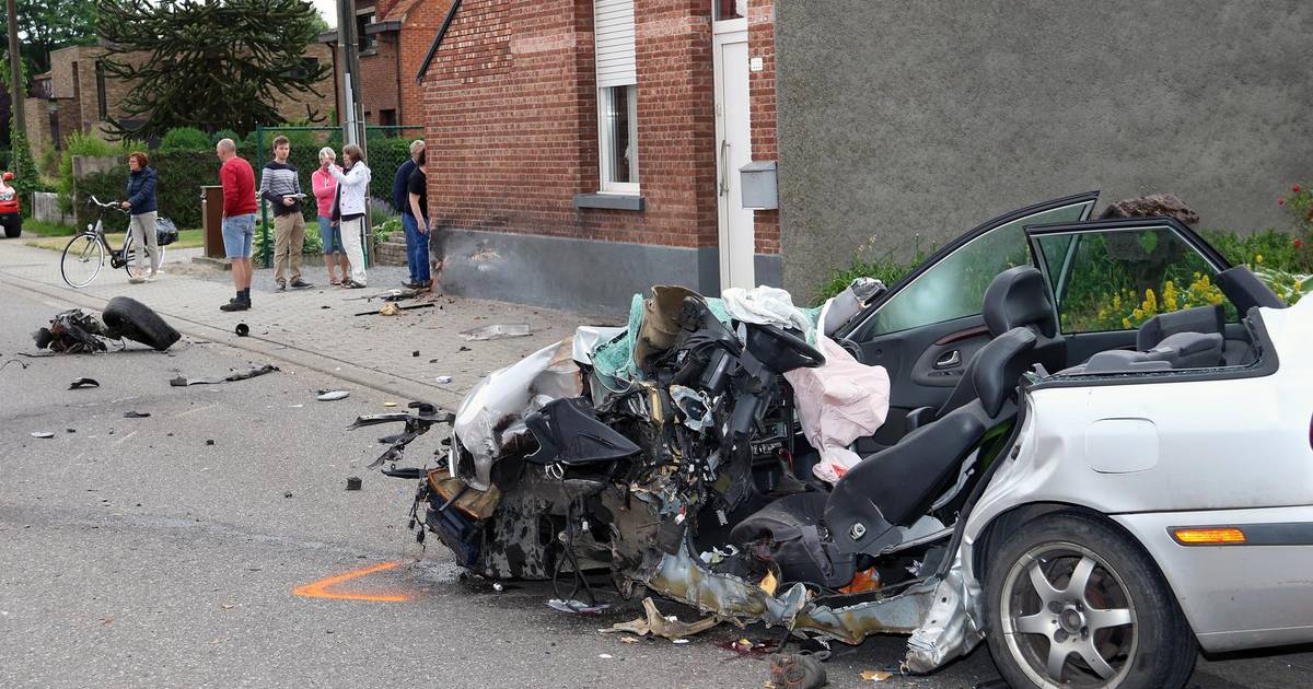 Bestuurder in levensgevaar na crash tegen gevel Westerlo hln.be