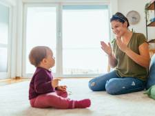 Zingen is cruciaal voor taalontwikkeling baby’s: ‘Kinderliedjes maken verschil voor de basis’