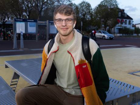 Sam (26): ‘Voor de liefde verhuisd vanuit België’