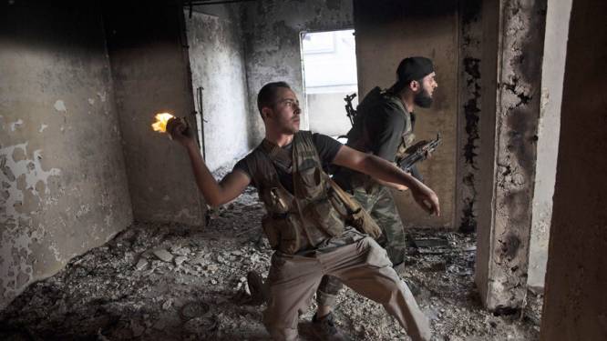 L'Otan appelle la Syrie à cesser de violer le droit international