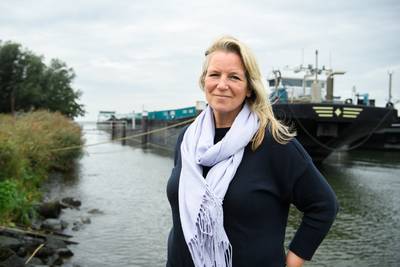 Janet hoopt straks verlost te zijn van stankoverlast door schepen: ‘Eerst zien, dan geloven’