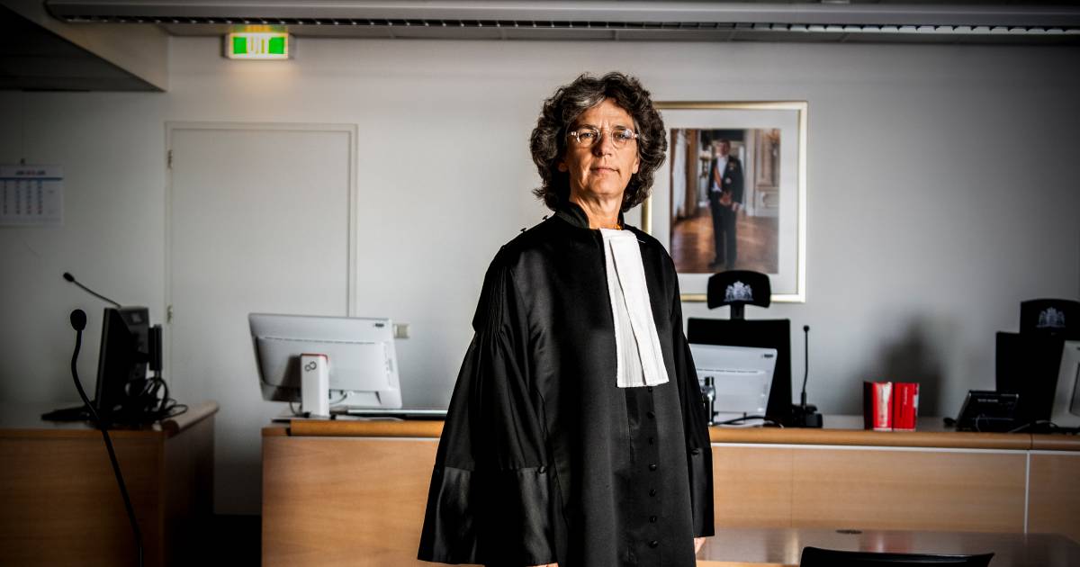 Officier van justitie Petra Willemse begrijpt nonchalance over wapens niet ‘Bezitters zijn vaak