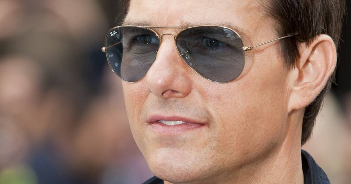 Masque En Carton De Tom Cruise (qui Sourit) - Décoration Ou Accessoire Déguisement - Neuf