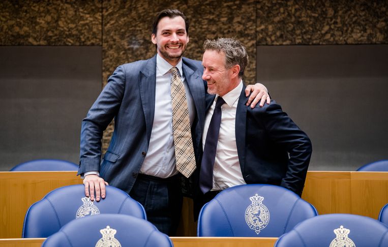 Thierry Baudet en Wybren van Haga in betere tijden tijdens een debat in de Tweede Kamer.  Beeld ANP /  ANP