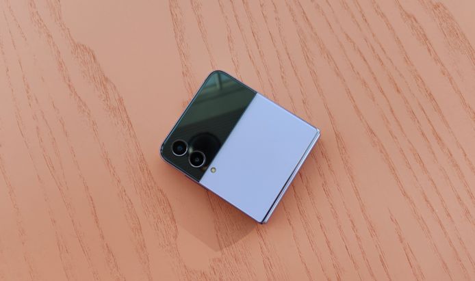Samsung Galaxy Z Flip 4.
