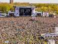 Corona in de regio: Bevrijdingsfestival Overijssel (nog) niet afgeblazen en luidende kerkklokken voor hoop en troost
