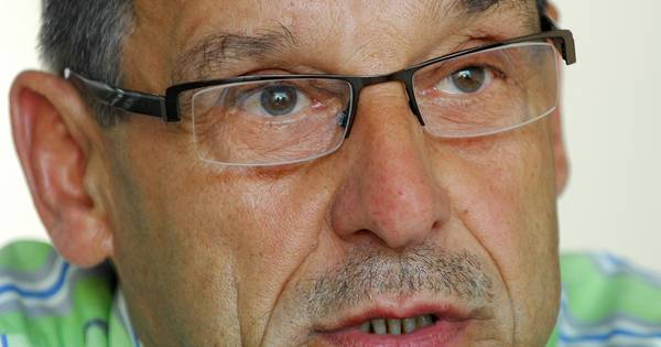 Labrujere na afscheid erelid biljartbond
