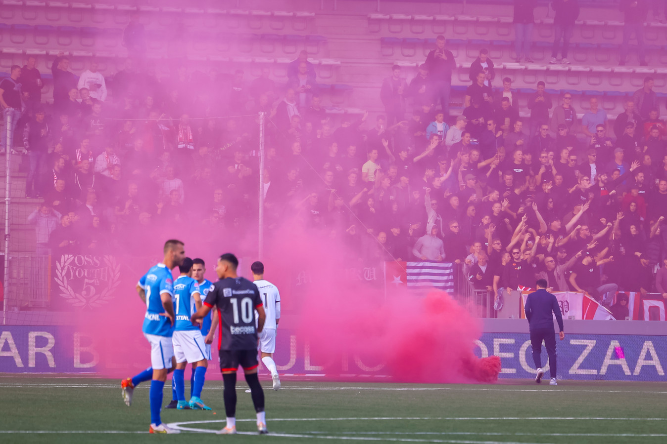 FC Den Bosch en TOP Oss meerdere zonder uitfans in onderlinge duels | | AD.nl