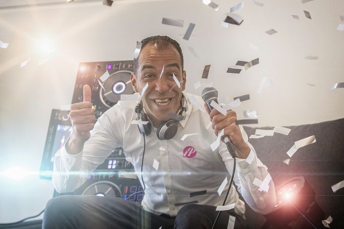 Seran van Wijk is de beste bruiloft-dj van Nederland.