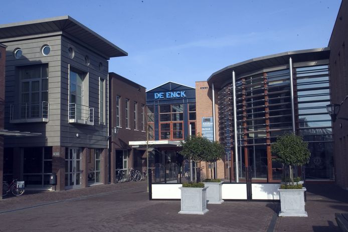 Met onder meer De Enck en winkelcentrum De Poort kent Oirschot een hoog voorzieningengehalte. Fotopersburo v/d Meulenhof .