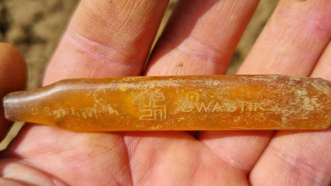 Tandenborstel met swastika gevonden in Zillebeke: “Toch een speciale vondst”