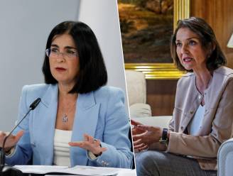 Spaanse regering zal het voortaan met twee vrouwelijke ministers minder moeten doen