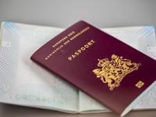 Vrouw (32) die tonnen stal van Den Haag, vervalste bij andere gemeente paspoorten