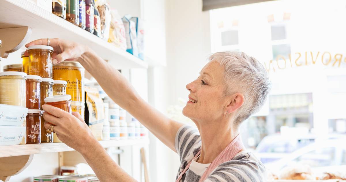 Quasi la metà del miele “autentico” europeo è imitazione |  mangiare