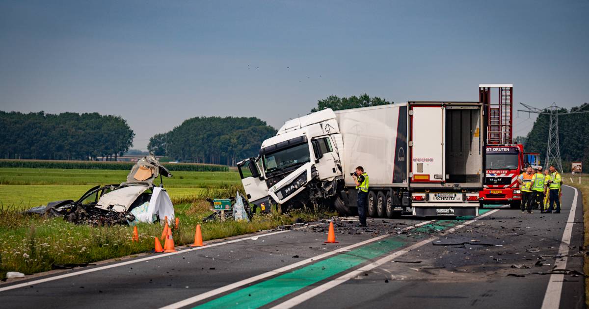 Na wéer een ongeluk vindt iedereen dat Maas en Waalweg moet veranderen, maar er is nu geen geld, zegt provincie.