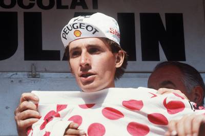 Oud-wielrenner Robert Millar officieel door leven als vrouw