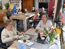 Bewoners van deze zorginstelling mogen nu al op het terras zitten: ‘We denken mee over hun levensgeluk’