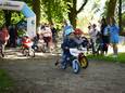 De eerste editie van het kampioenschap loopfietsen in Turnhout leverde schattige taferelen op.