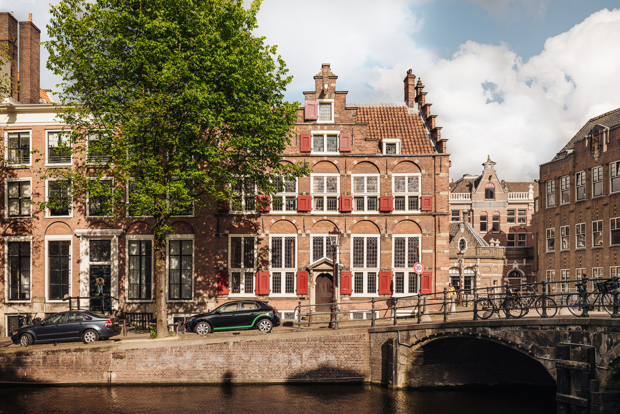 te-koop-misschien-wel-het-oudste-amsterdamse-huis-in-priv-bezit