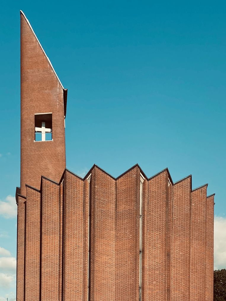 De Opstandingskerk. Beeld Floor van Spaendonck en Gijs Stork