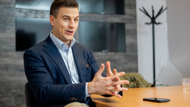 INTERVIEW. Wat gaat Dries Van Langenhove nu doen? “Het grootste deel van mijn parlementaire wedde heb ik in mijn mediakanaal gestopt”