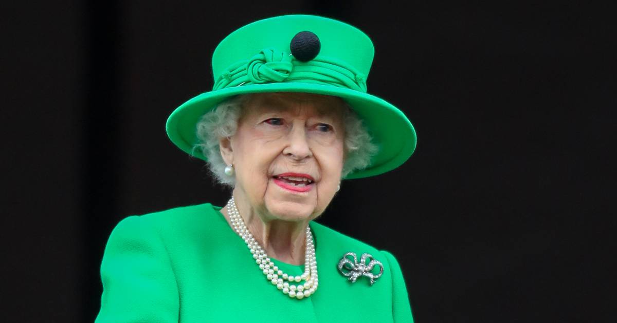 Королева Елизавета снова отменяет мероприятие: «Собственные ожидания сдерживают ее» |  Имущество