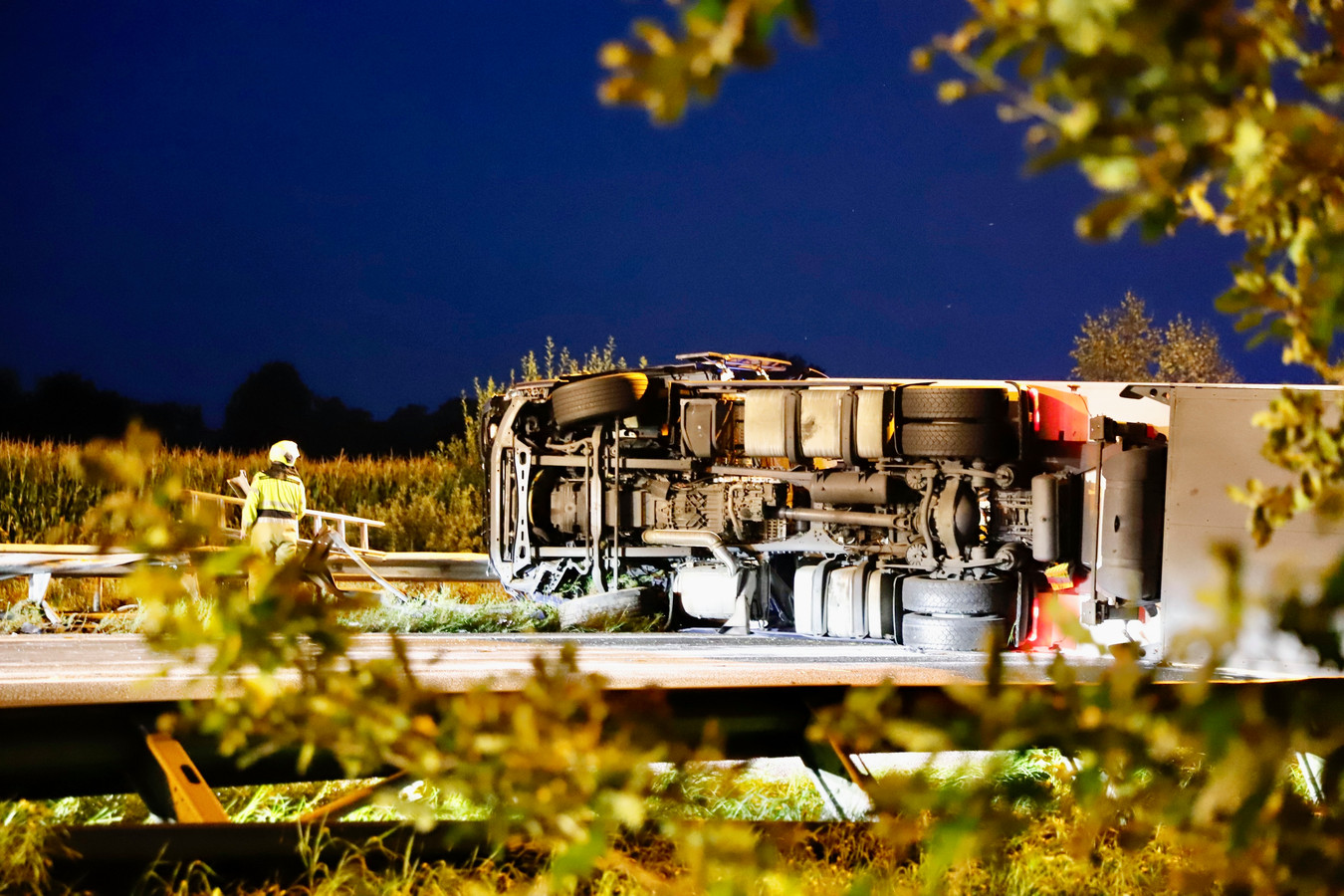 Zestien automobilisten krijgen fikse bekeuring op de mat na filmen van ...