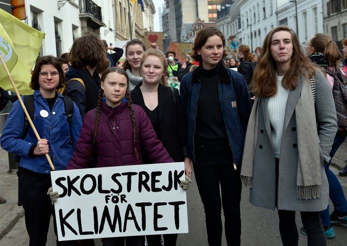 Aan de kop van de betoging wandelden het Zweedse klimaatmeisje Greta Thunberg en Kyra Gantois en Anuna De Wever van Youth for Climate.