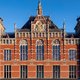 Trein gemist, vertraging? Dit zijn 8 bezienswaardigheden op Amsterdam CS