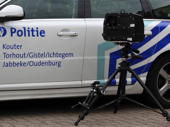 Politie zet volop in op snelheidscontroles mét onderschepping: verschillende rijbewijzen ingetrokken