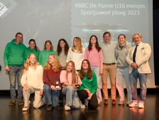 IN BEELD. Deze sportieve inwoners kregen het Pannese Sportjuweel