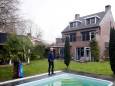 Matthijs en Dana verlaten ‘luxe resort’ met zwembad in de tuin: ‘We willen duurzamer gaan wonen’