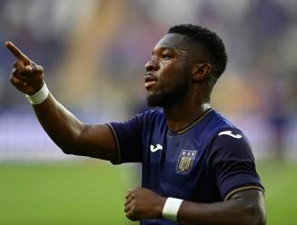 Anderlecht-speler Francis Amuzu aan celstraf ontsnapt na nieuwe corona-inbreuk: “Een geldboete? Daar lachen die mannen eens mee”