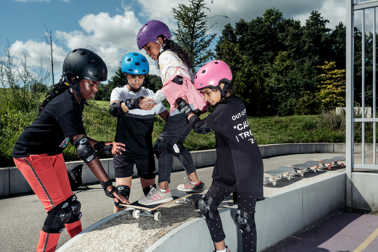 Geld lenende roekeloos eindpunt In Zuidoost leren ze dat skateboarden óók voor meisjes is | Het Parool