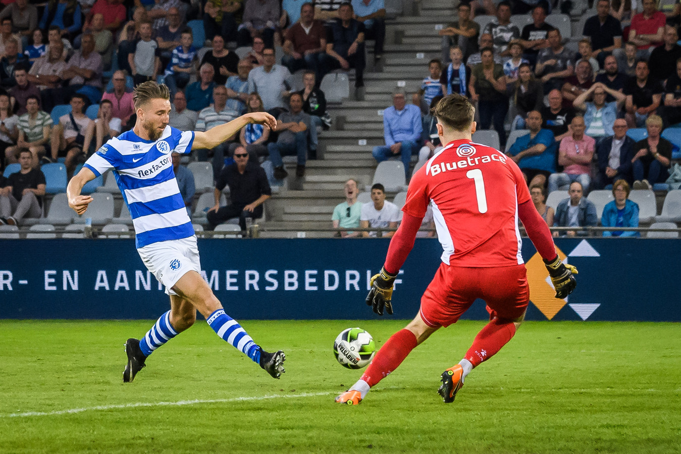 Graafschap Spits - De Graafschap spits Ralf Seuntjens: 'Het voetbal is