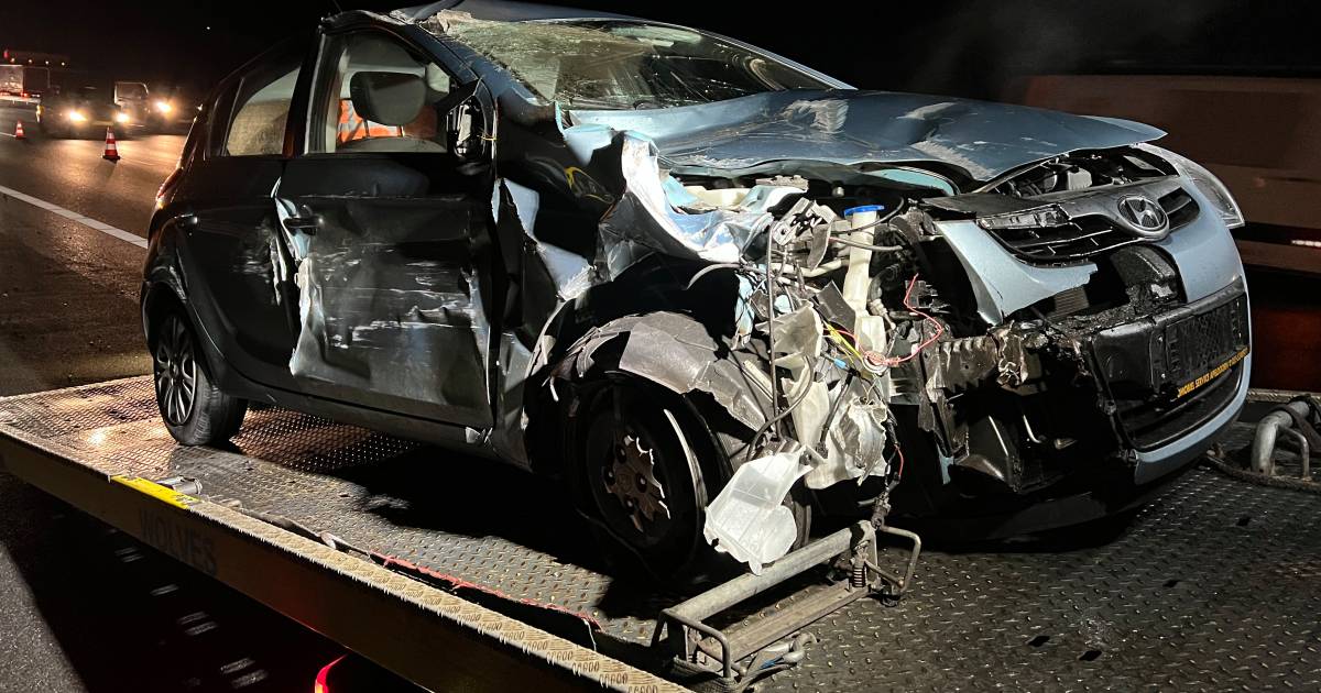 Botsing bij Bathmen zorgt voor nieuwe ongelukken en vertraging op A1.