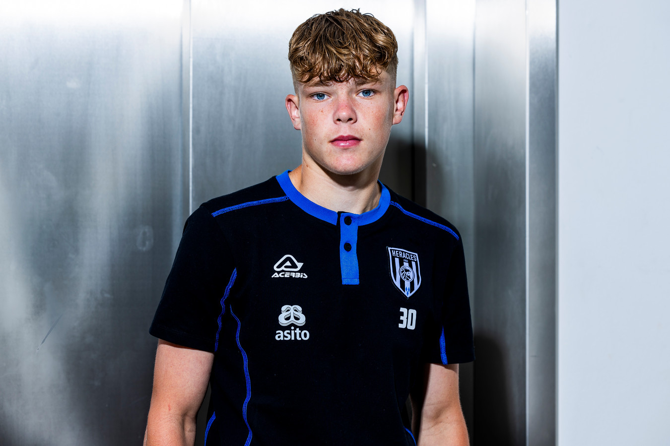 Almelose Diego van Oorschot (17) speelde twee minuten voor Heracles