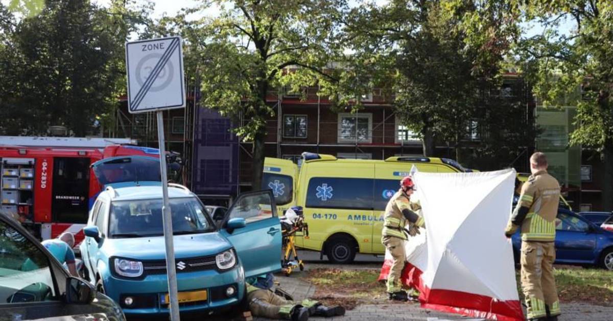 Fietsster zwaargewond na aanrijding in Deventer.