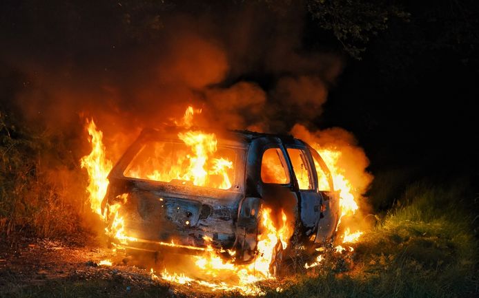 Autobrand. (foto ter illustratie)