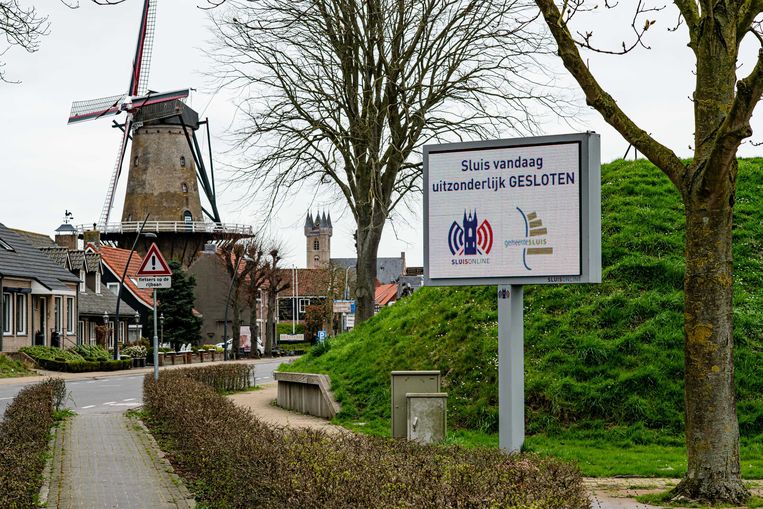 Toeristen mogen niet langer overnachten in Sluis, noch in de rest van Zeeland.  Beeld ANP