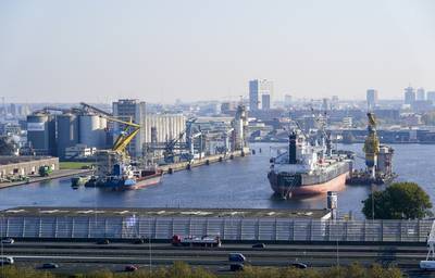 Medewerker Amsterdamse haven krijgt 6 jaar cel voor leidende rol bij drugsinvoer: ‘Grof misbruik van zijn cruciale positie’