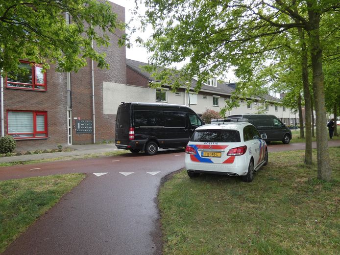 In een woning aan de Honingzwam in Veenendaal werd volgens het Openbaar Ministerie drugs gemaakt, maar op beperkte schaal.